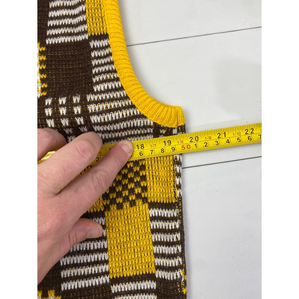 Ship 'n Shore Sweater Vest Women S Vintage 70s Yellow Brown Plaid Knit Geometric - Picture 7 of 13